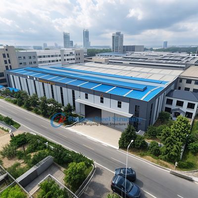 Легкая оцинкованная или окрашенная поверхность Металлическое здание Префабрикованная стальная конструкция Промышленный склад